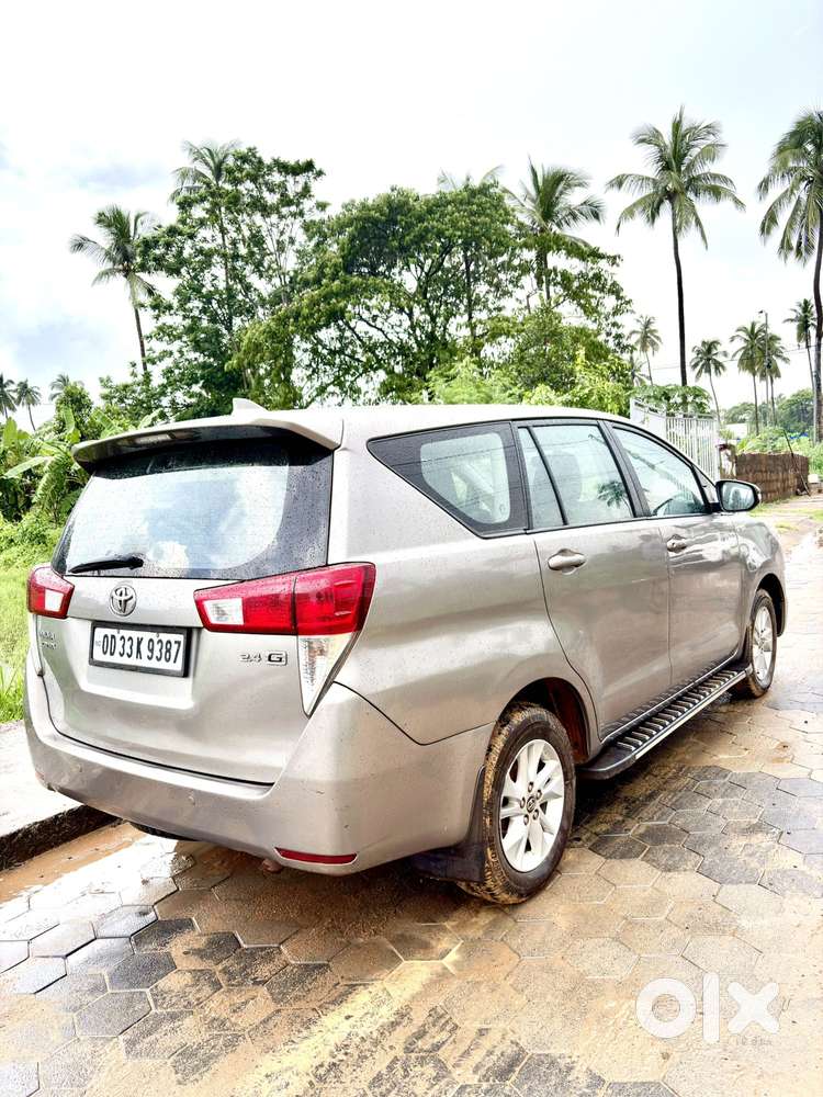 Toyota Innova Crysta 2.4 G Mt, 2017, Diesel