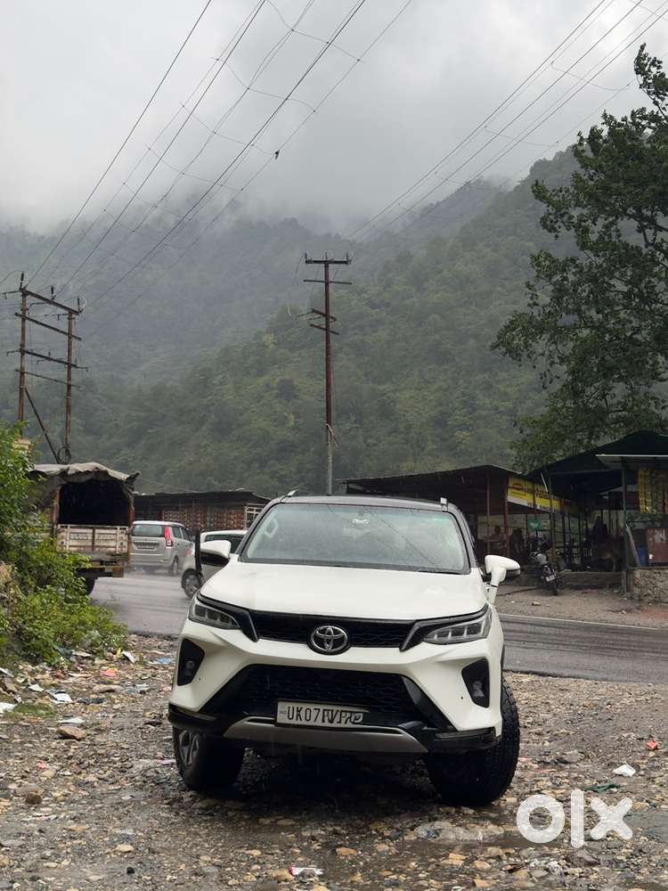Toyota Fortuner Legender 2023 95000 Km Driven