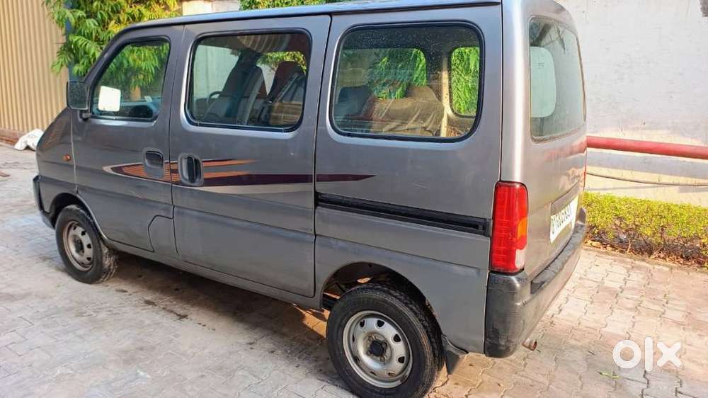 Maruti Suzuki Eeco 2016