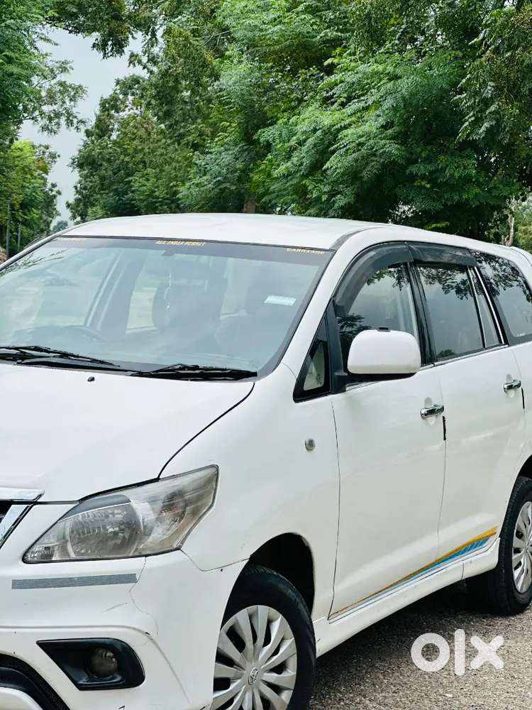 Toyota Innova 2.5 G4 2015