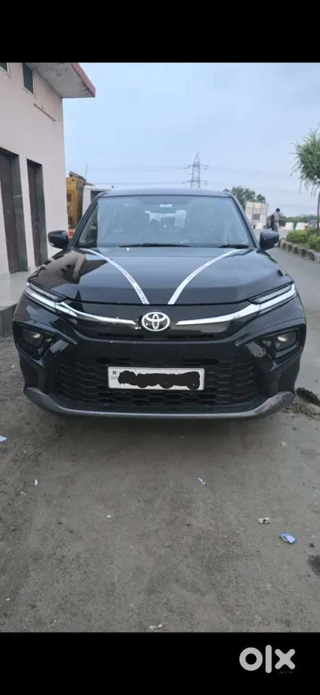 Toyota Urban Cruiser Hyryder 2025 Petrol 9500 Km Driven