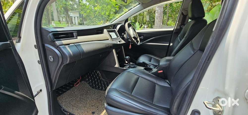 Toyota Innova Crysta 2017 Diesel 95000 Km Driven