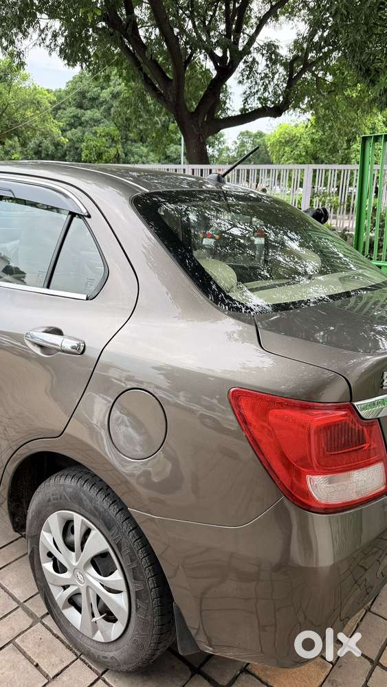Maruti Suzuki Swift Dzire Amt Vdi, 2017, Diesel