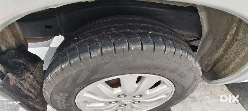 Toyota Innova 2011 Diesel 107000 Km Driven