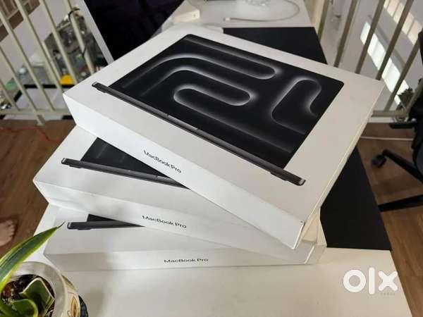 New Macbook pro 14 &16 inch M4, M3& M4 pro and M4 max chip new sealed