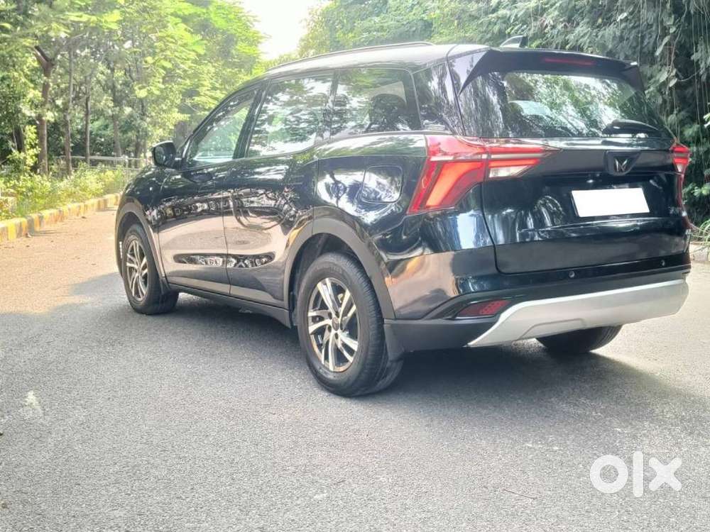 Mahindra Xuv700 2.2 Ax 5 Diesel At 7 Str, 2023, Diesel