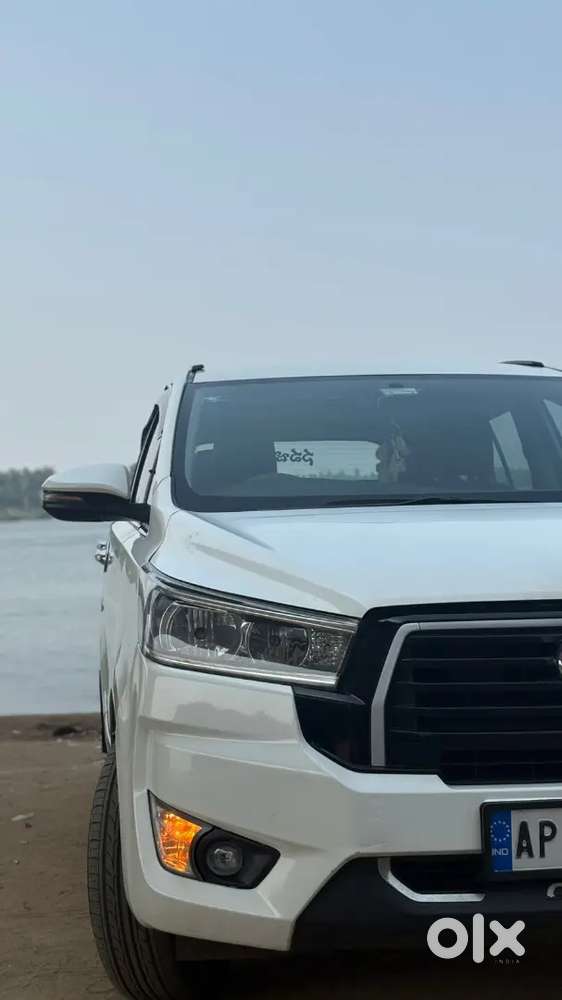 Toyota Innova Crysta