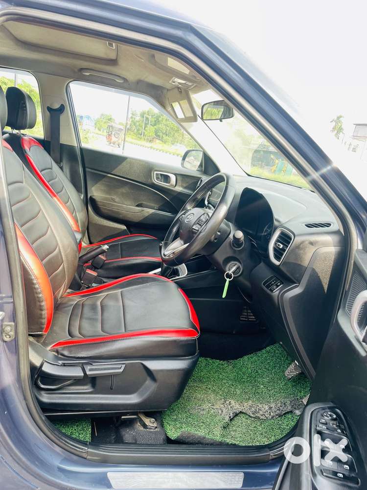 Hyundai Venue 1.0 Sx Turbo Imt Dual Tone Sport, 2021, Petrol