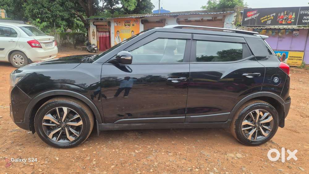 Mahindra Xuv300 W8 Option, 2019, Petrol
