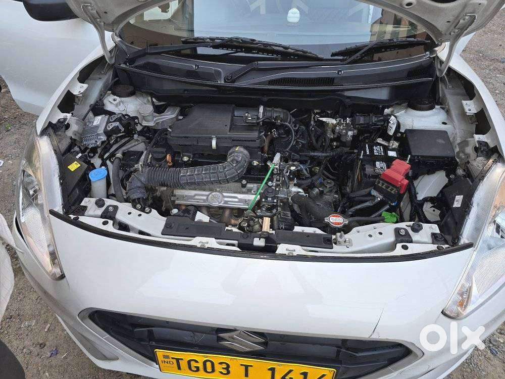 Maruti Suzuki Dzire 1.2 Vxi Cng, 2025, Cng & Hybrids