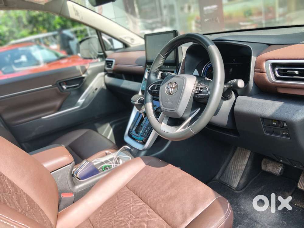 Toyota Innova Hycross 2.0 Zx Hybrid 7 Str, 2024, Electric