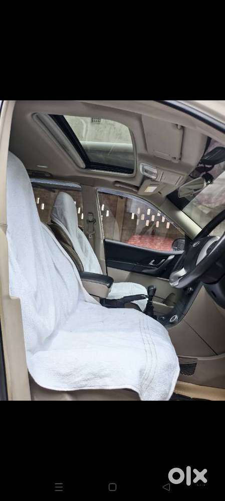 Mahindra Xuv500 2.2 W10, 2015, Diesel