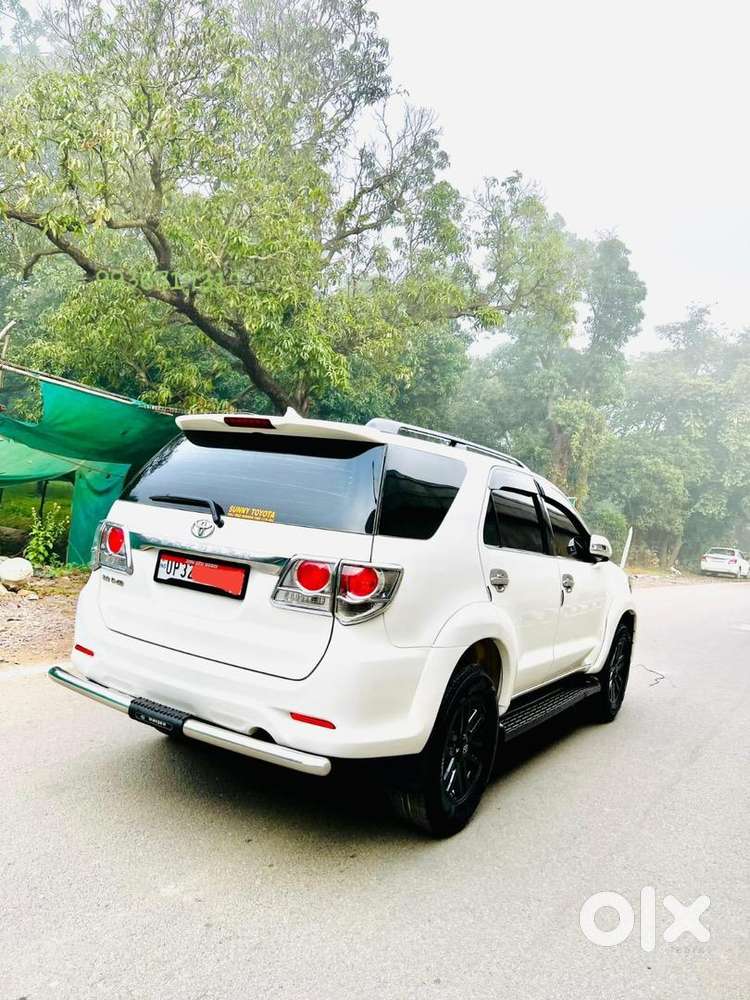 Toyota Fortuner Car New Condition Diesel 158000 Km Driven