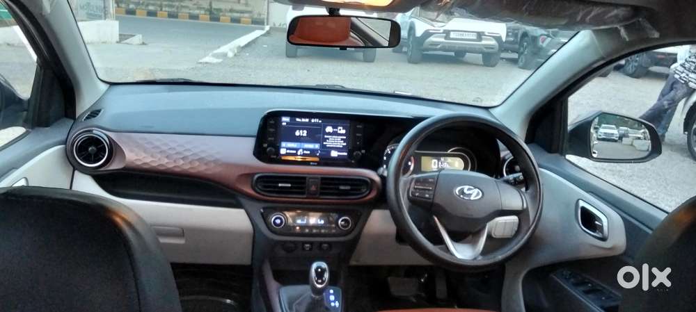 Hyundai Aura Sx Plus Automatic, 2020, Petrol