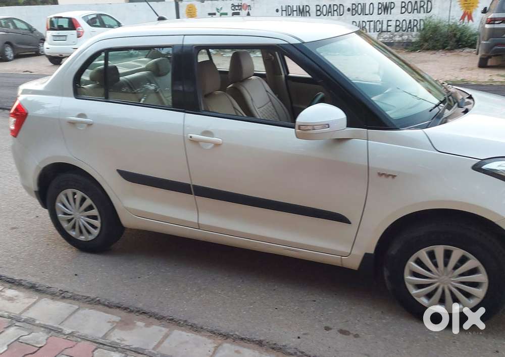 Maruti Suzuki Dzire 1.2 Vxi, 2016, Petrol