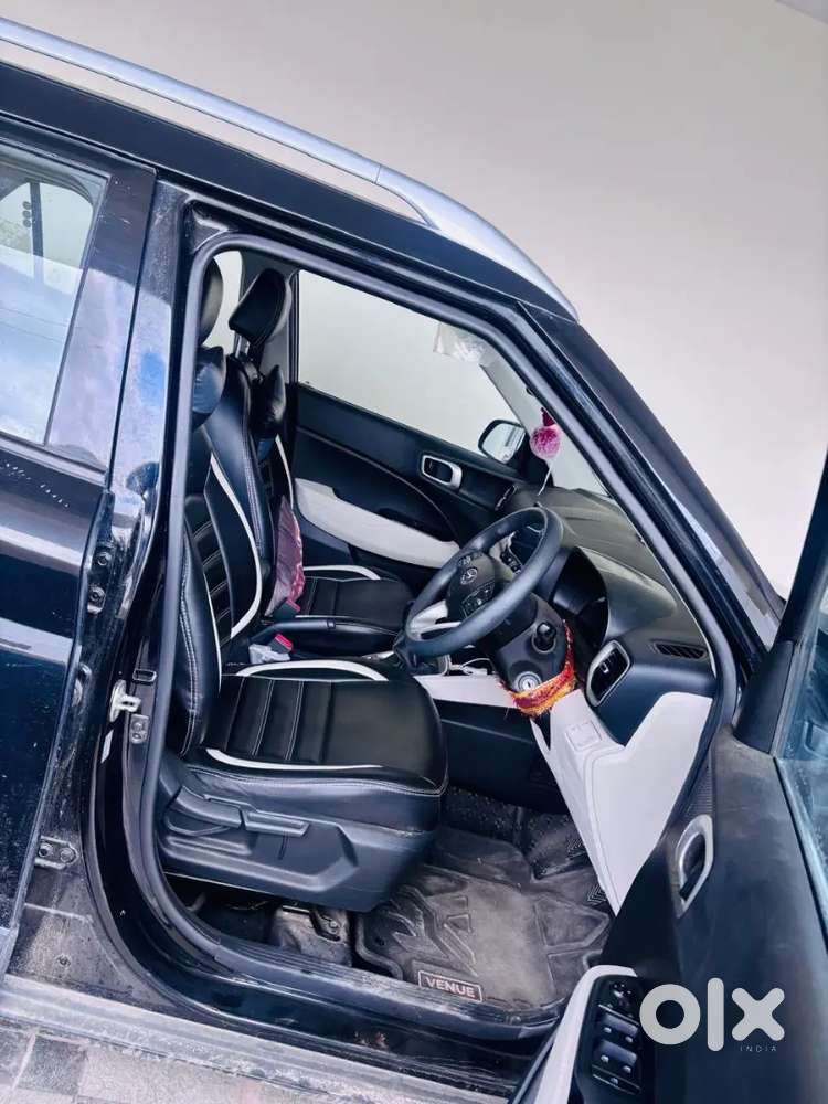 Hyundai Venue Petrol Manual 2024 Car