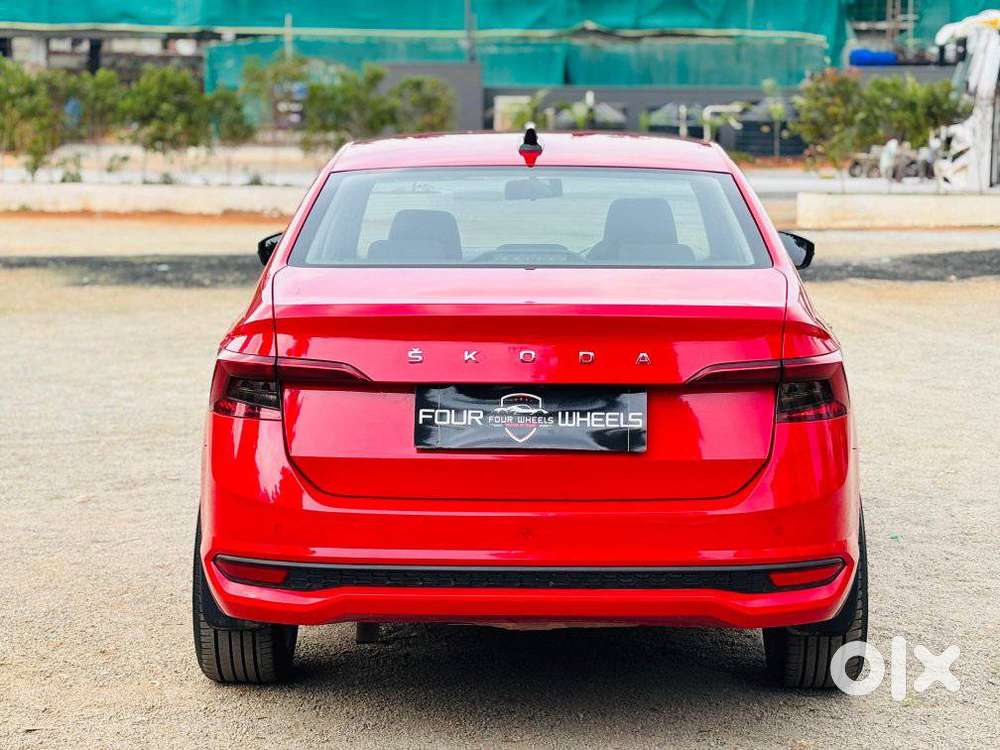 Skoda Slavia 1.0 Ambition Tsi At, 2022, Petrol