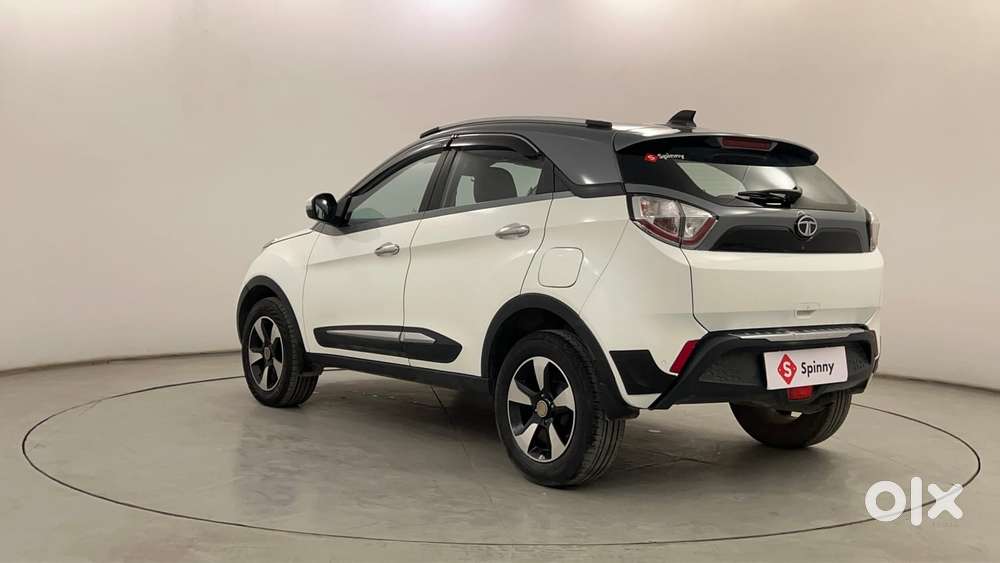 Tata Nexon 1.2 Revotron Xza Plus (l), 2018, Petrol