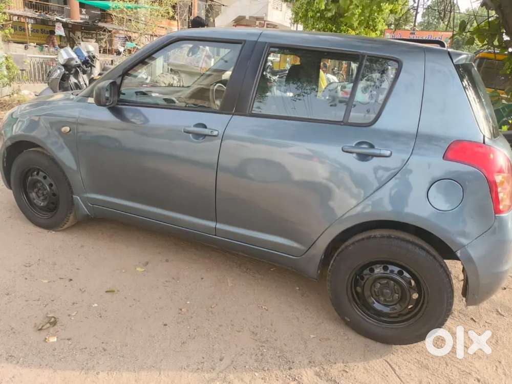 Maruti Suzuki Swift 2010