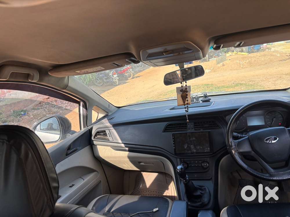 Mahindra Marazzo 2019 Diesel 180000 Km Driven