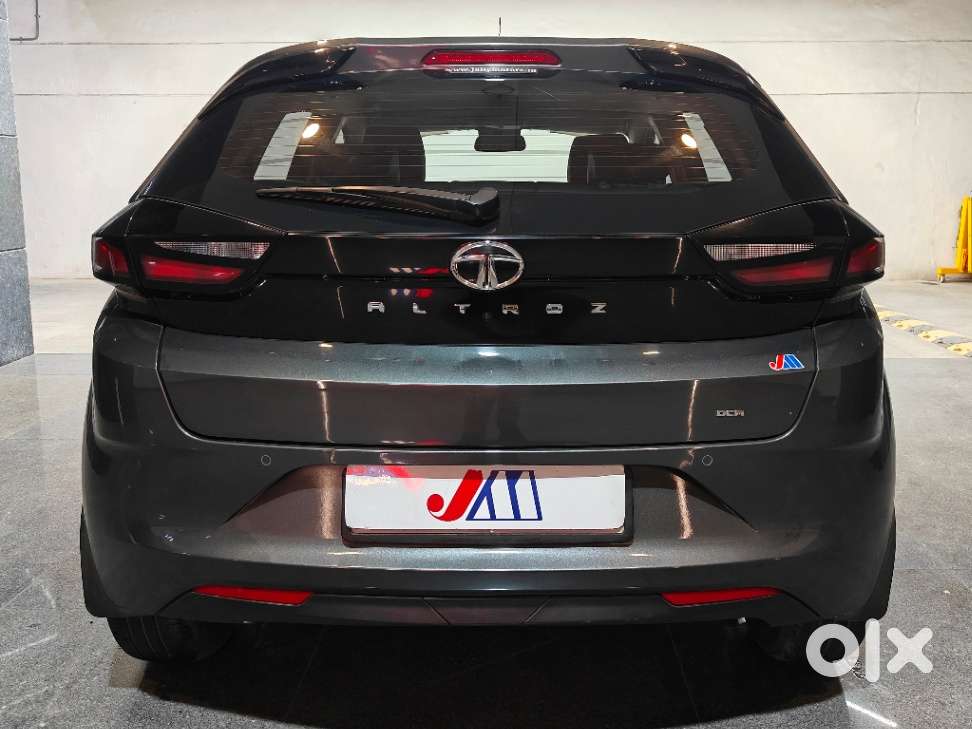 Tata Altroz 1.2 Xza Petrol Dct, 2022, Petrol