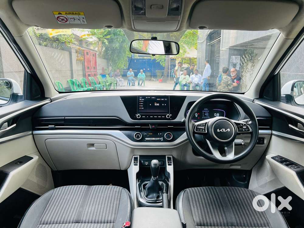 Kia Carens 1.4 Prestige 7 Str, 2022, Petrol