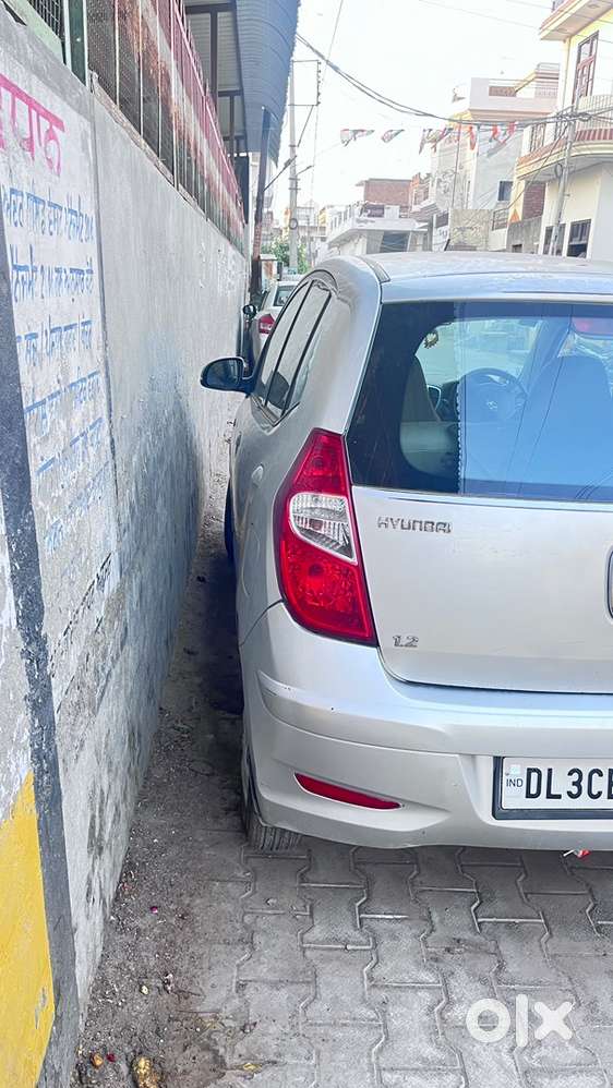 Hyundai Petrol Manual 2011