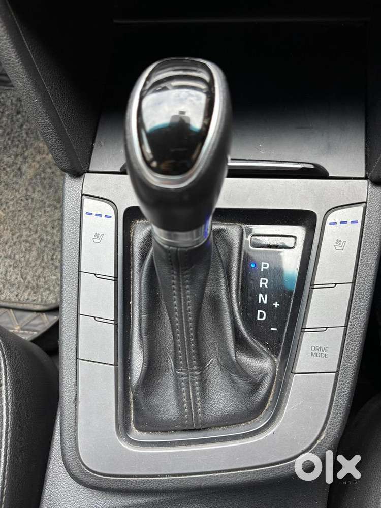 2017 Hyundai Elantra Petrol Automatic Top Variant
