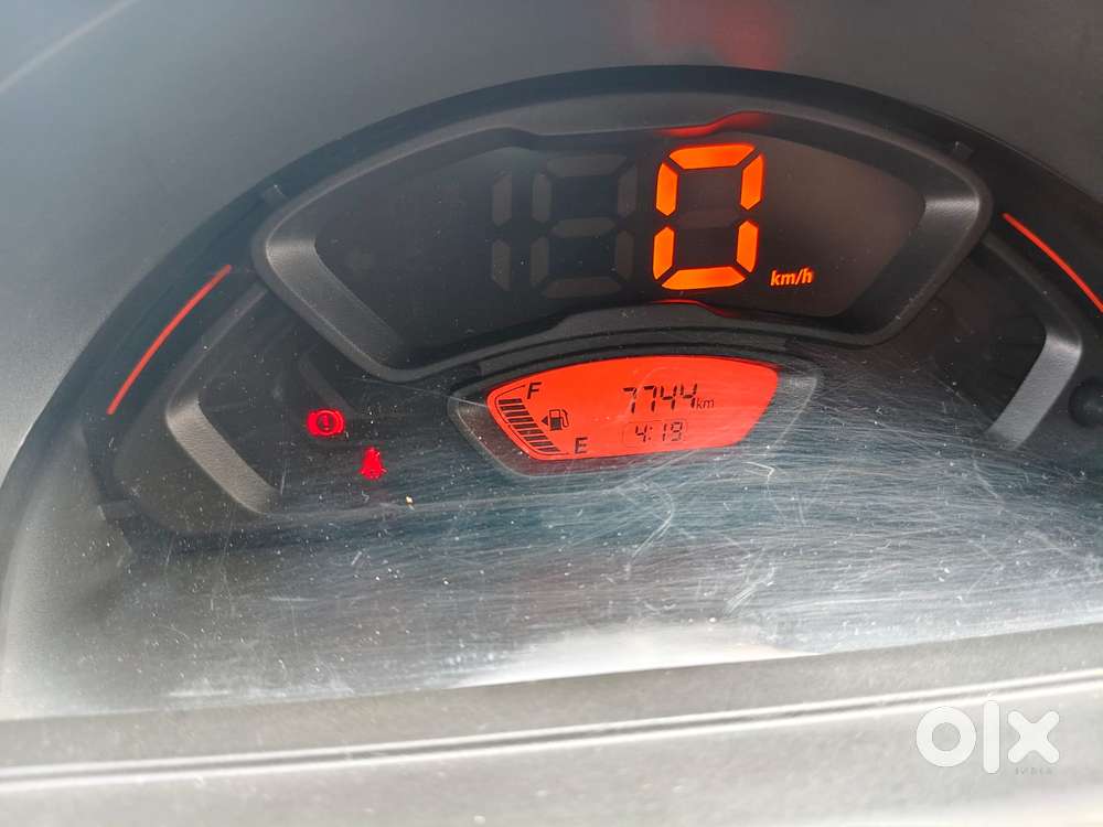 Maruti Suzuki S-presso Vxi, 2022, Petrol