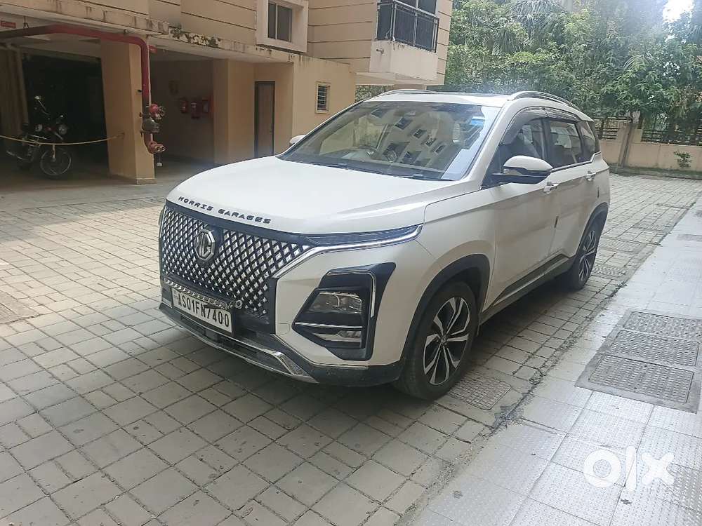 Mg Hector Plus Savvy 2023 Petrol Automatic