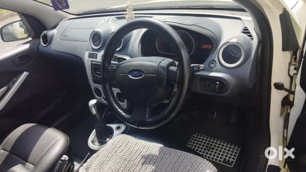 Ford Figo Petrol Manual 2nd Owner 2014