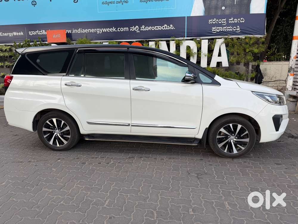 Toyota Innova Crysta 2021