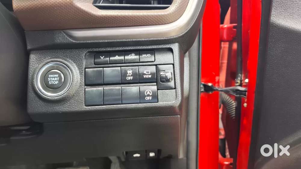 Maruti Suzuki Vitara Brezza 1.5 Zxi Plus At Dual Tone, 2022, Petrol