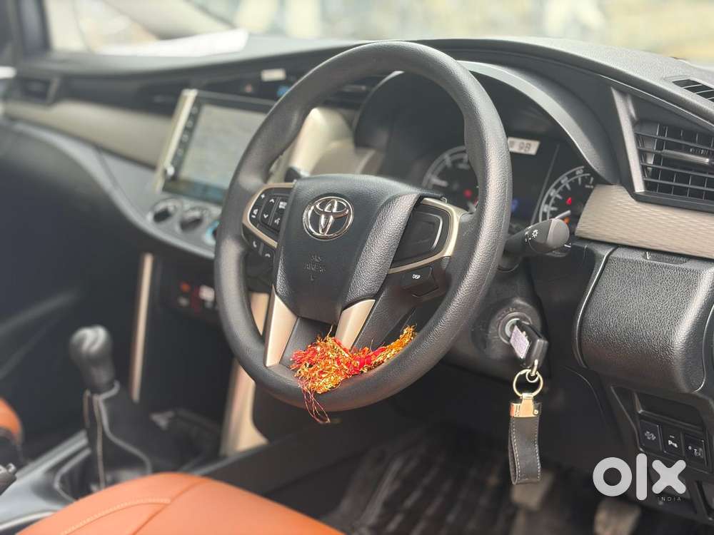 Toyota Innova Crysta [2020-ongoing] 2.4 Gx 7 Str, 2026, Diesel