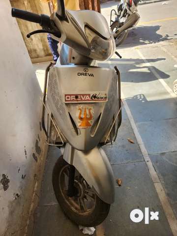 Oreva electric bike new condition Scooters 1759236194