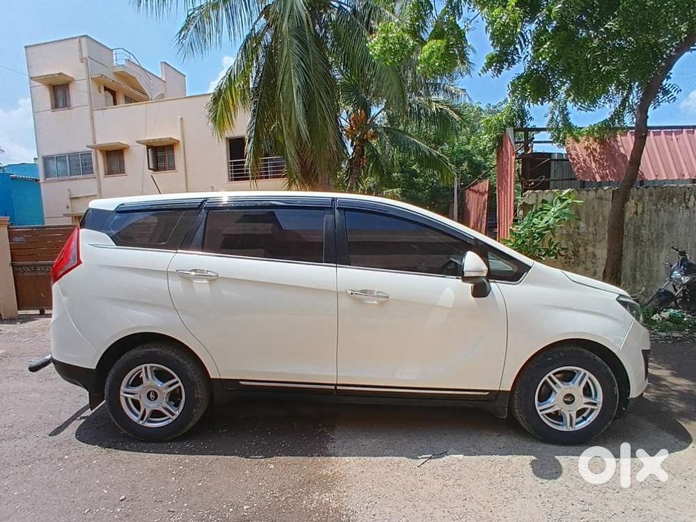 Mahindra Marazzo M6 8str, 2019, Diesel