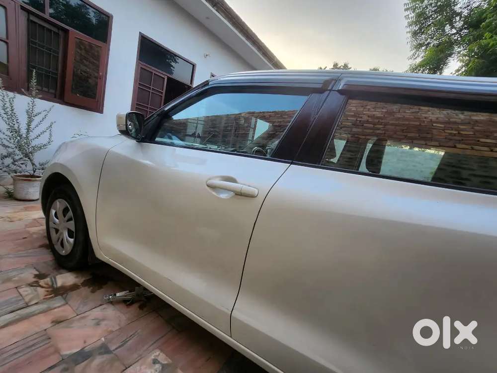 2024 Maruti Suzuki Swift Vxi
