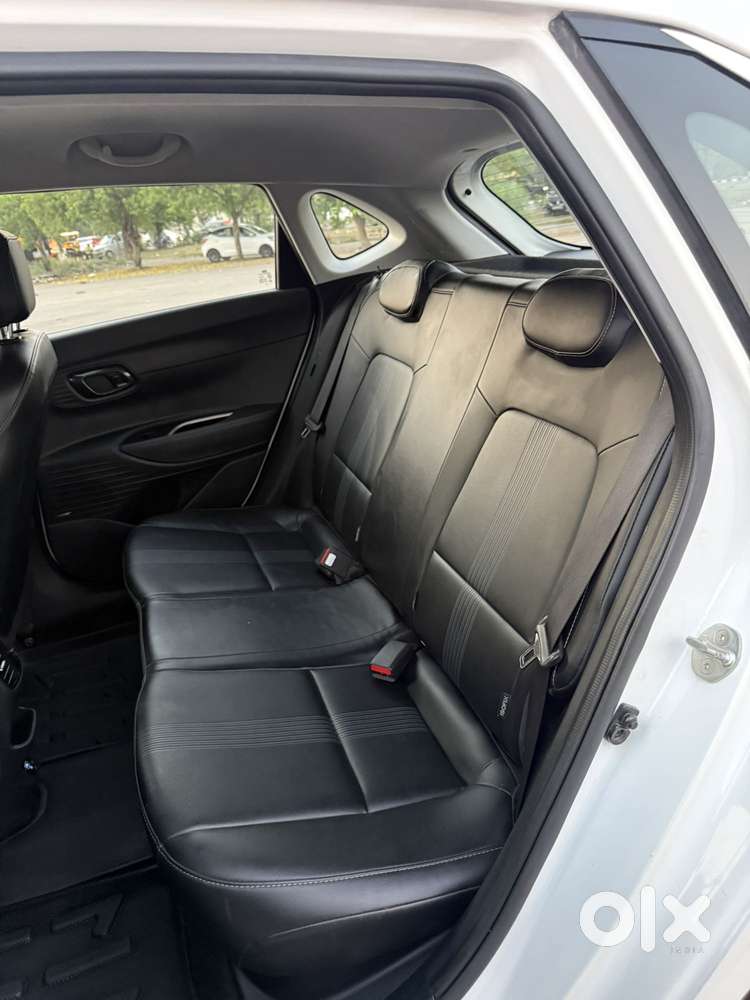 Hyundai I20 Petrol Cvt Asta, 2021, Petrol
