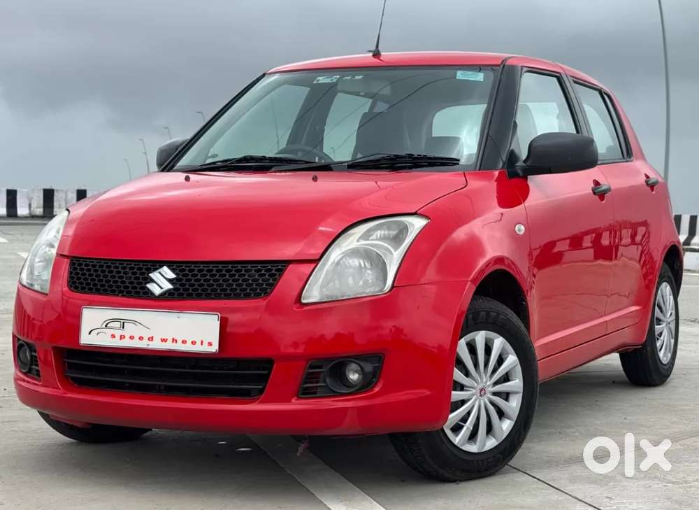 Maruti Suzuki Swift Vxi, 2011, Petrol