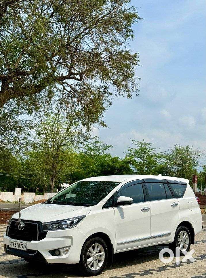 Toyota Innova Crysta 2.4 Gx Mt 8s, 2023, Diesel