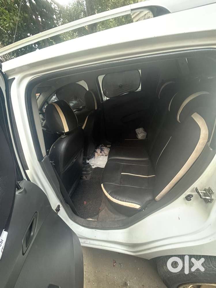 Chevrolet Beat Lt 2011