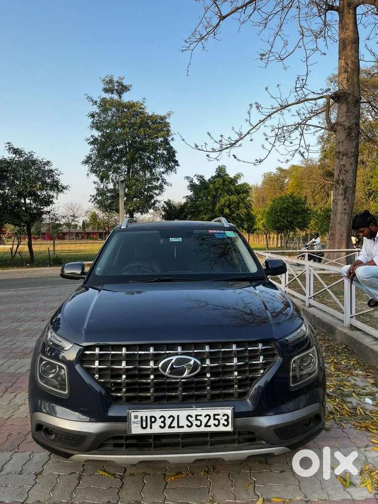 Hyundai New Venue 2021 Petrol Well Maintained