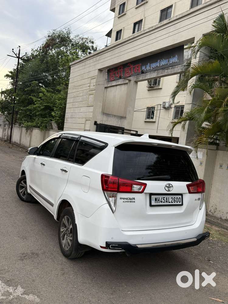 Toyota Innova Crysta [2020-ongoing] 2.4 Vx 8 Str, 2021, Diesel