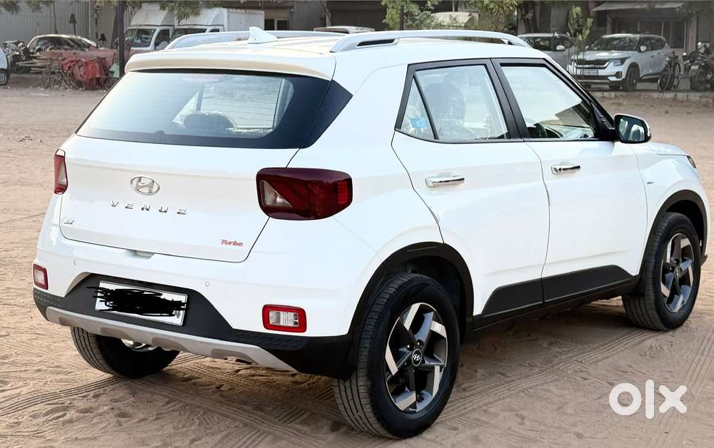 Hyundai Venue, 2022, Petrol