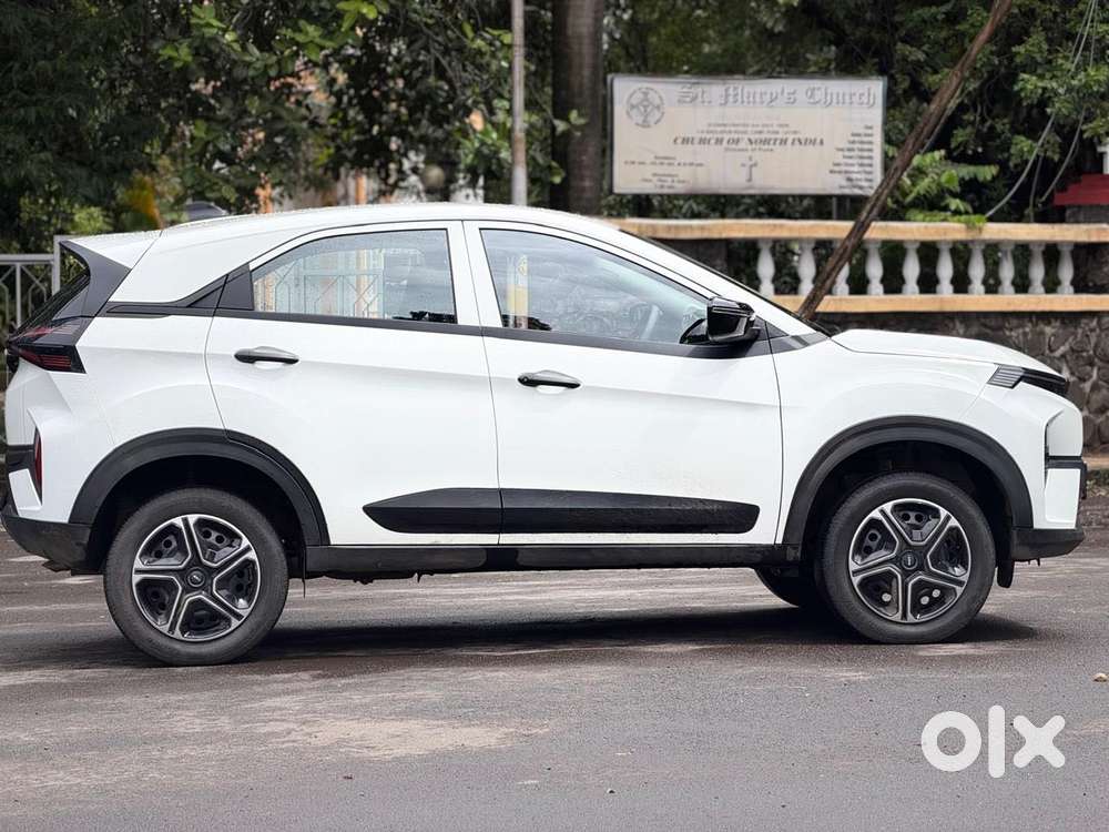 Tata Nexon Smart Plus1.2 Revotron Petrol 5 Mt, 2025, Petrol