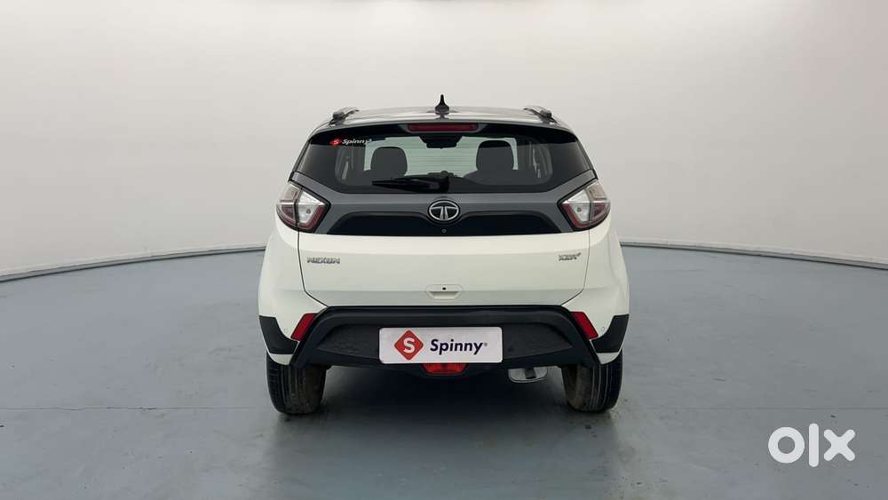 Tata Nexon 1.2 Revotron Xza Plus (o) Dual Tone, 2018, Petrol