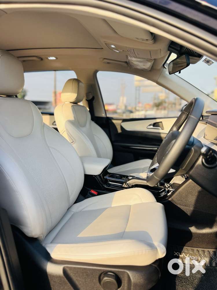 Mahindra Xuv700 2.2 Ax 7 Diesel At Luxury Pack Str, 2024, Diesel