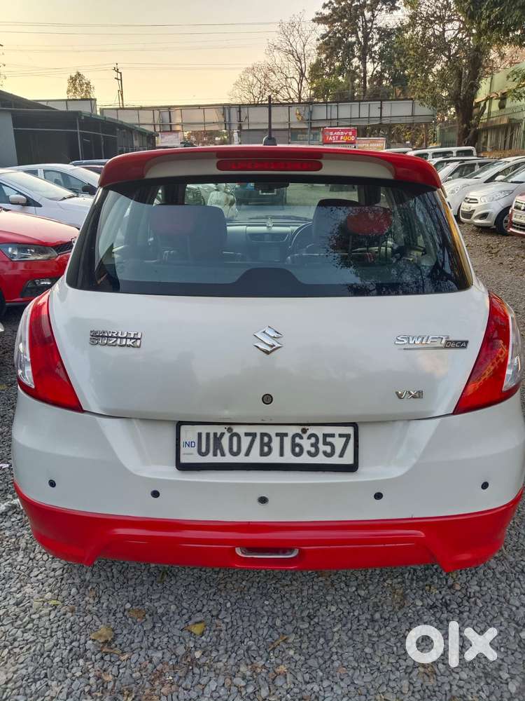 Maruti Suzuki Swift Vxi With Abs, 2016, Petrol