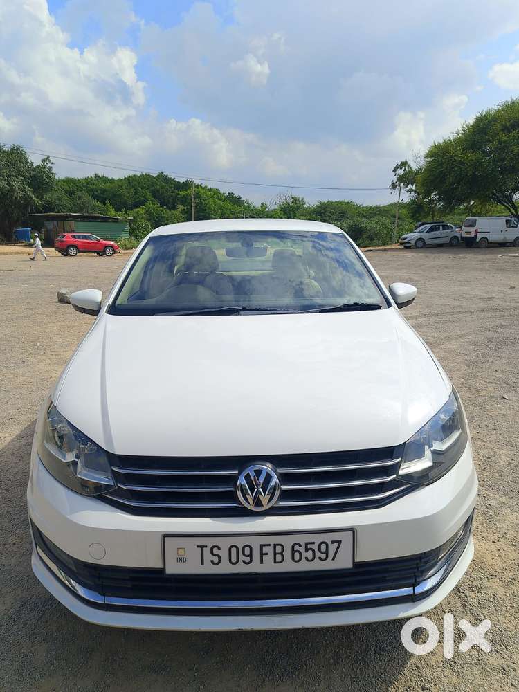 Volkswagen Vento 1.2 Tsi Highline Plus At, 2017, Petrol