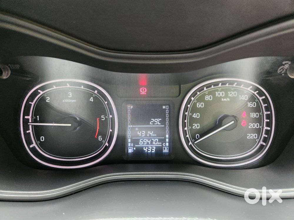 Maruti Suzuki Brezza Zdi+ Dual Tone, 2016, Diesel
